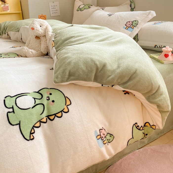 91家纺网 家纺一手货源 找家纺 梦之岛 2023新款牛奶绒加厚小清新印花保暖四件套 小恐龙