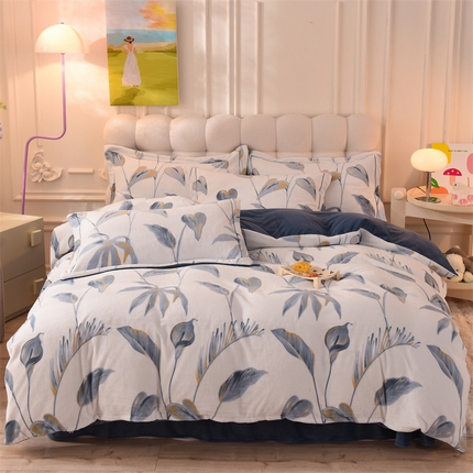 91家纺网 家纺一手货源 找家纺 （总）暖洋 2023新款A类母婴加厚印花牛奶绒臻棉绒四件套场景二