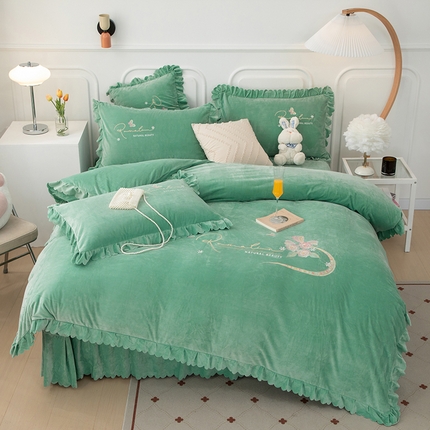 优姿家纺 2024新品8.5斤德芙绒韩版床裙绣花保暖四件套  时尚玫瑰浅绿