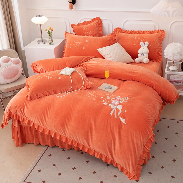 91家纺网 家纺一手货源 找家纺 优姿家纺 2024新品8.5斤德芙绒韩版床裙绣花保暖四件套 今生有约香妃桔