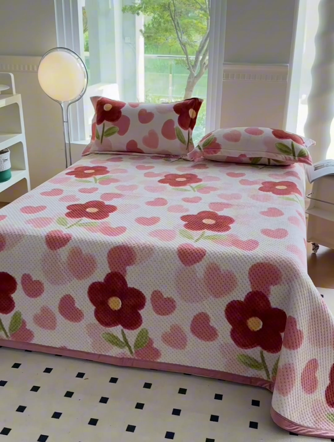 91家纺网 家纺一手货源 找家纺 胜权 2024款高克重牛奶绒夹棉单床盖单件保暖床盖三件套 浅浅花香