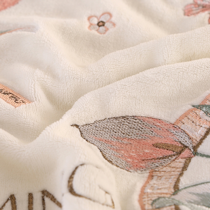 91家纺网 家纺一手货源 找家纺 富之航 2023新款牛奶绒刺绣四件套 莫奈花园-白