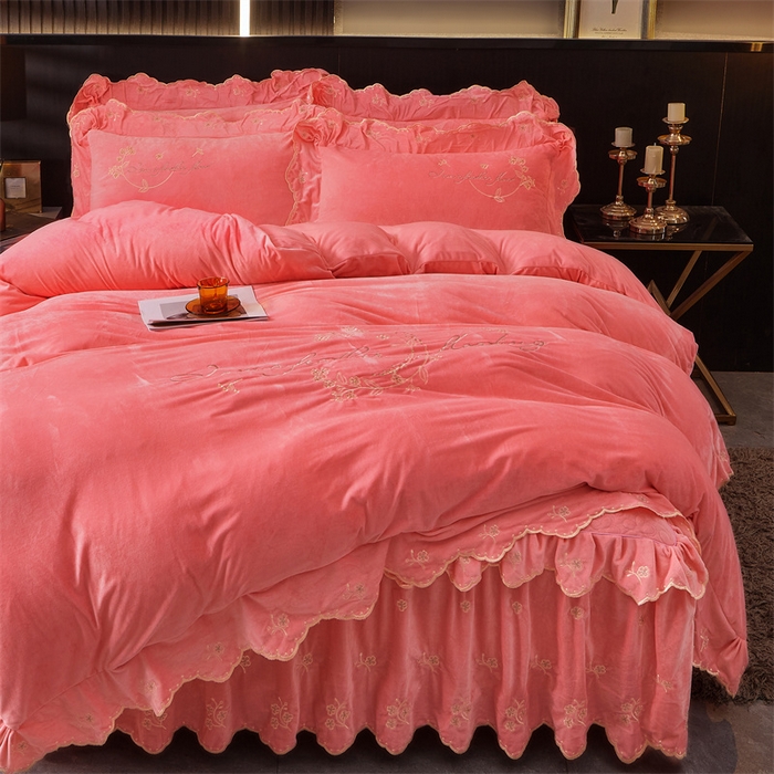 91家纺网 家纺一手货源 找家纺 2023 恒爱家纺 花好月圆宝宝绒床裙四件套 梦想粉