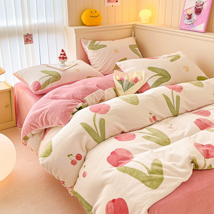 91家纺网 家纺一手货源 找家纺 金爱家 2023新款ins小清新韩系卡通少女心奶油兔子加厚牛奶绒系列四件套 绒-花漫