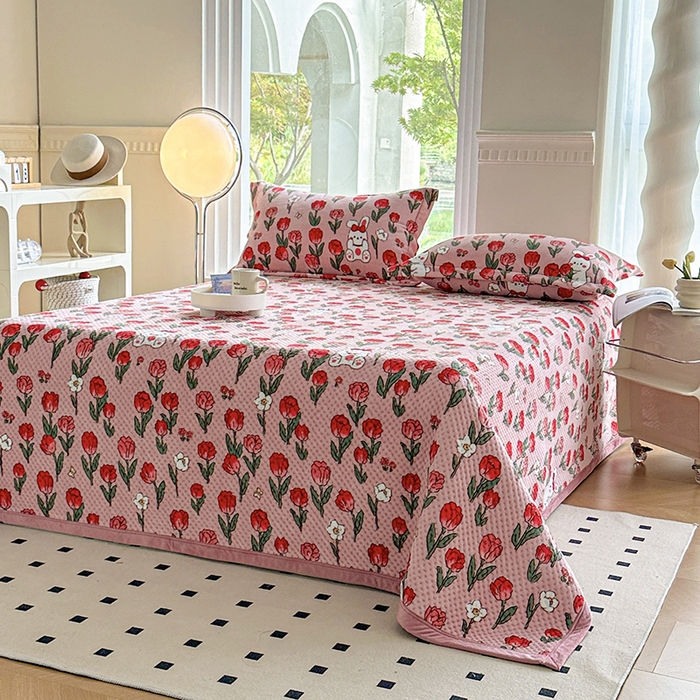 91家纺网 家纺一手货源 找家纺 胜权 2024款高克重牛奶绒夹棉单床盖单件保暖床盖三件套 玫瑰乐园