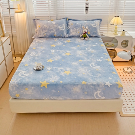 名兮家居 2023新款高克重牛奶绒床笠 满天星