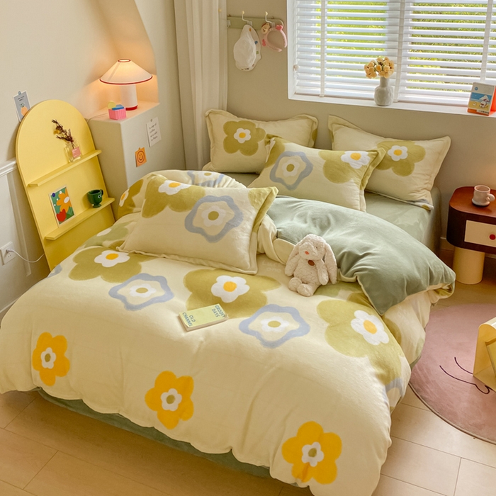 91家纺网 家纺一手货源 找家纺 梦之岛 2023新款牛奶绒加厚小清新印花保暖四件套 花开