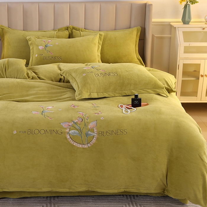 91家纺网 家纺一手货源 找家纺 富之航 2023新款牛奶绒刺绣四件套 莫奈花园-绿