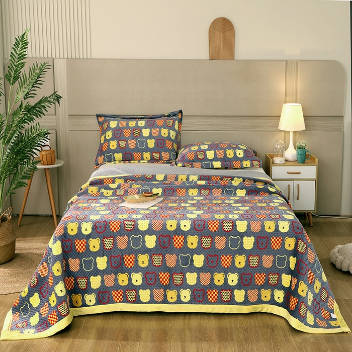 91家纺网 家纺一手货源 找家纺 胜权 2024款高克重牛奶绒夹棉单床盖单件保暖床盖三件套 熊宝