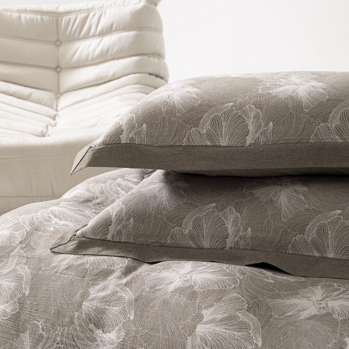 91家纺网 家纺一手货源 找家纺 安莱生活 2023新款花海系列色织双层纱工艺款宽边高奢四件套 花海-浅灰