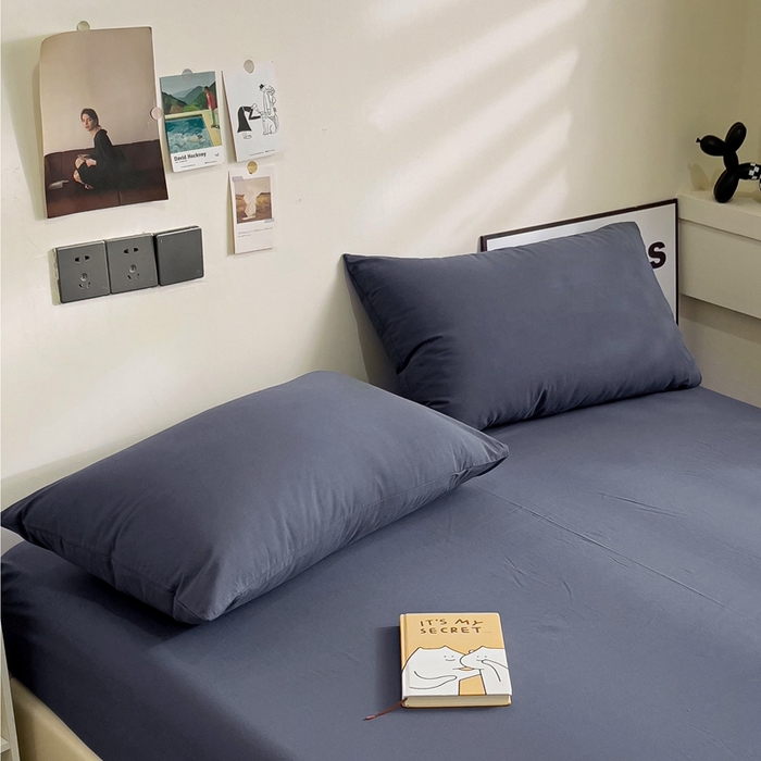 91家纺网 家纺一手货源 找家纺 六巷胡同 2023新款32支全棉纯色水洗棉单枕套 藏青蓝