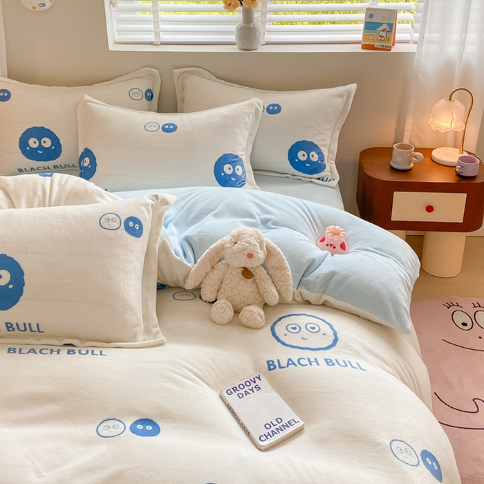 91家纺网 家纺一手货源 找家纺 梦之岛 2023新款牛奶绒加厚小清新印花保暖四件套 小煤球