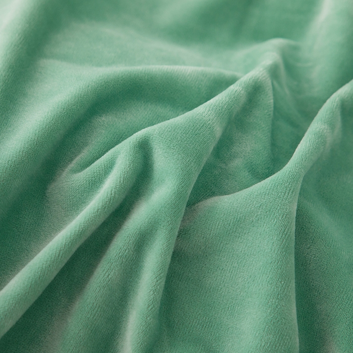 91家纺网 家纺一手货源 找家纺 优姿家纺 2024新品8.5斤德芙绒韩版床裙绣花保暖四件套 绽放浅绿