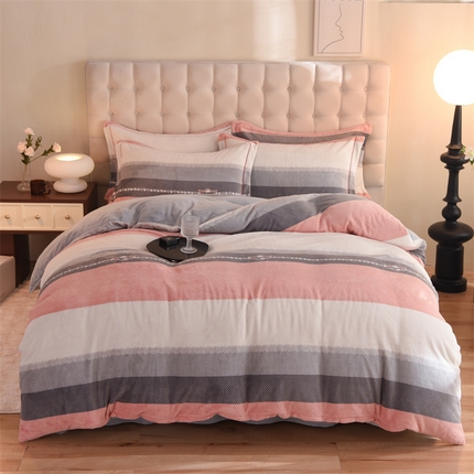 91家纺网 家纺一手货源 找家纺 （总）暖洋 2023新款A类母婴加厚印花牛奶绒臻棉绒四件套场景二