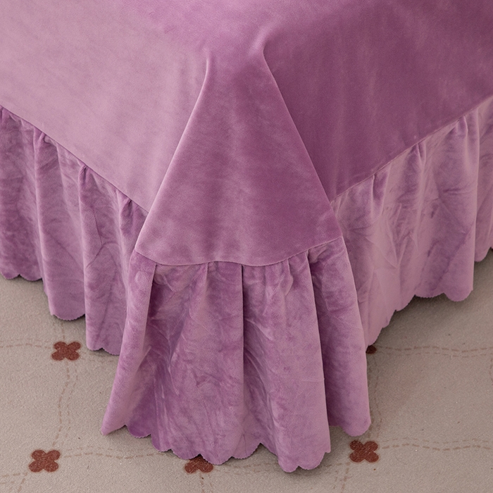 91家纺网 家纺一手货源 找家纺 优姿家纺 2024新品8.5斤德芙绒韩版床裙绣花保暖四件套 绽放紫色