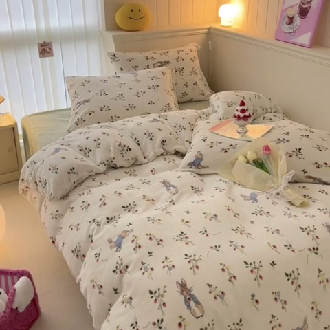 91家纺网 家纺一手货源 找家纺 金爱家 2023新款ins小清新韩系卡通少女心奶油兔子加厚牛奶绒系列四件套 绒-兔先生