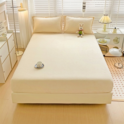 名兮家居 2023新款高克重牛奶绒床笠 素色米白
