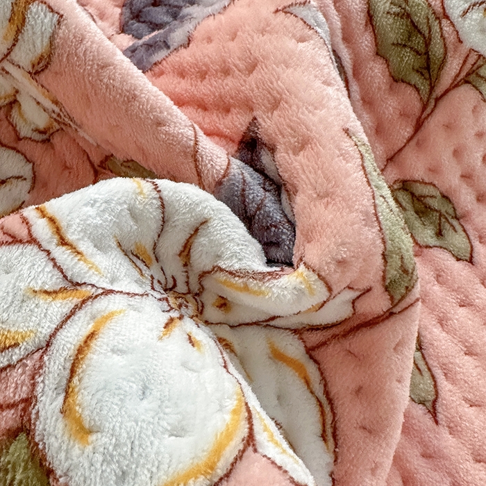 91家纺网 家纺一手货源 找家纺 胜权 2024款高克重牛奶绒夹棉单床盖单件保暖床盖三件套 红薇