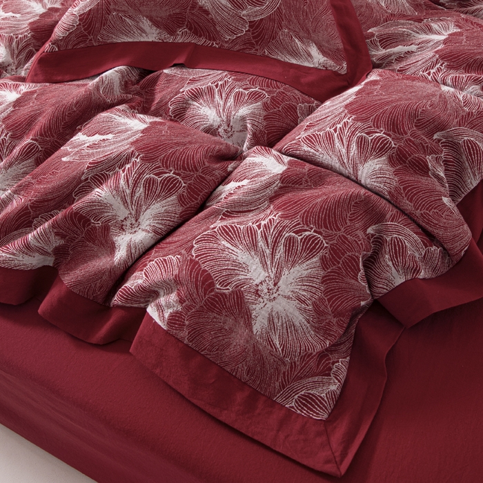 91家纺网 家纺一手货源 找家纺 安莱生活 2023新款花海系列色织双层纱工艺款宽边高奢四件套 花海-朱红