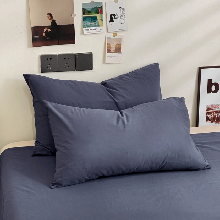 91家纺网 家纺一手货源 找家纺 六巷胡同 2023新款32支全棉纯色水洗棉单枕套 藏青蓝