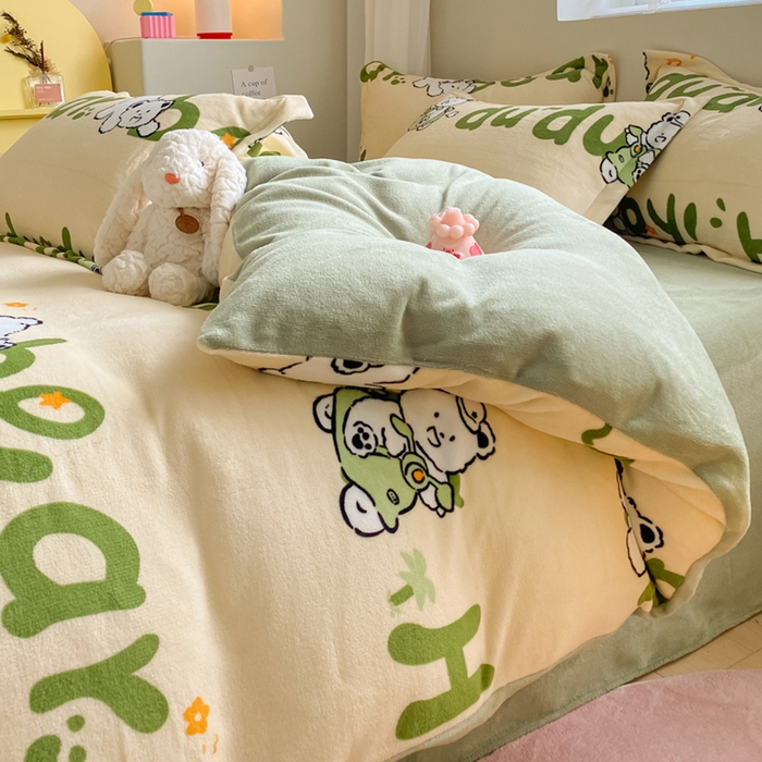 91家纺网 家纺一手货源 找家纺 梦之岛 2023新款牛奶绒加厚小清新印花保暖四件套 开心熊