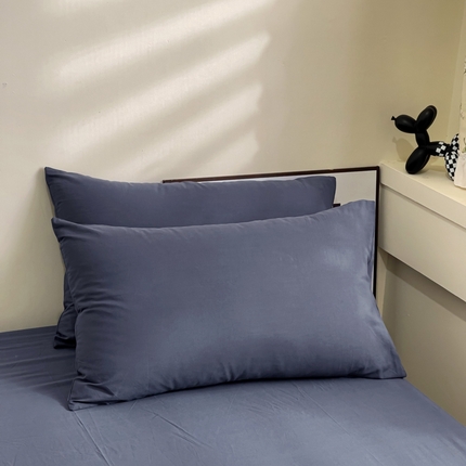 91家纺网 家纺一手货源 找家纺 六巷胡同 2023新款32支全棉纯色水洗棉单枕套 藏青蓝