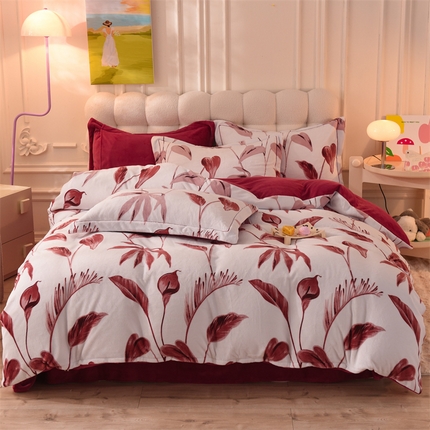 91家纺网 家纺一手货源 找家纺 （总）暖洋 2023新款A类母婴加厚印花牛奶绒臻棉绒四件套场景二