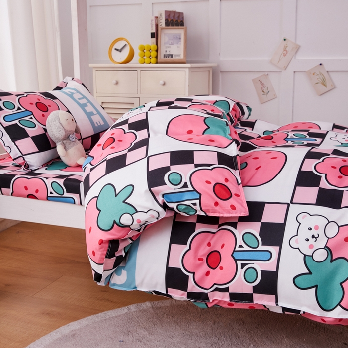 91家纺网 家纺一手货源 找家纺 2023新款亲肤棉美棉芦荟棉三件套美棉（8月）学生宿舍床 草莓果酱