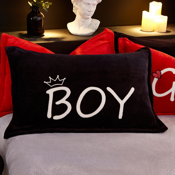 91家纺网 家纺一手货源 找家纺 KT猫 2024卡通法莱绒牛奶绒四件套遇上对的你