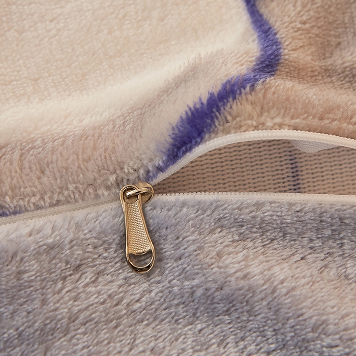 91家纺网 家纺一手货源 找家纺 KT猫 2024卡通法莱绒牛奶绒四件套仰望天空