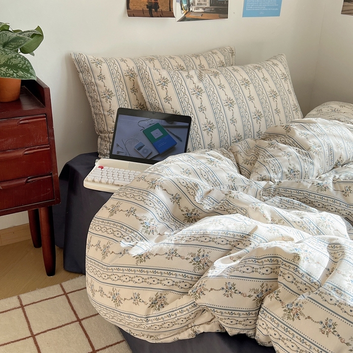 91家纺网 家纺一手货源 找家纺 六巷胡同 2023新款韩国ins复古博主风小碎花四件套 但丁花园