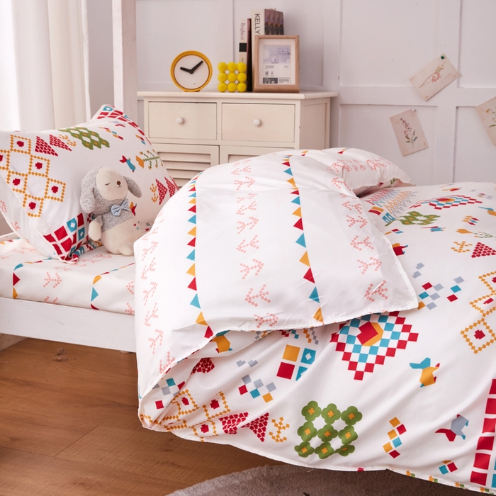 91家纺网 家纺一手货源 找家纺 2023新款亲肤棉美棉芦荟棉三件套美棉（8月）学生宿舍床 梦幻人生