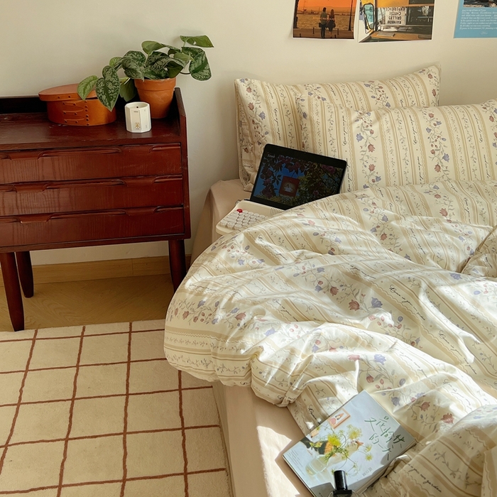 91家纺网 家纺一手货源 找家纺 六巷胡同 2023新款韩国ins复古博主风小碎花四件套 蔓藤物语