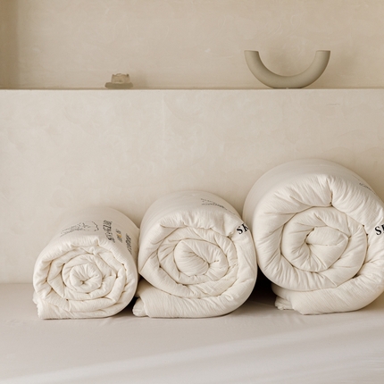 91家纺网 家纺一手货源 找家纺 （总）有货2023秋冬新款无染全棉双层皱皱纱天使大豆被爆款被子被芯