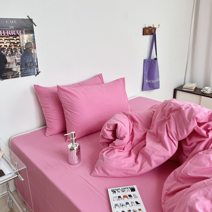 91家纺网 家纺一手货源 找家纺 六巷胡同 2023新款纯色多巴胺博主风四件套 芭比粉