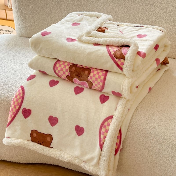 91家纺网 家纺一手货源 找家纺 萝莉家纺 2023新款ins加厚牛奶绒羊羔绒毯午睡毯沙发盖毯-风格二 爱心熊