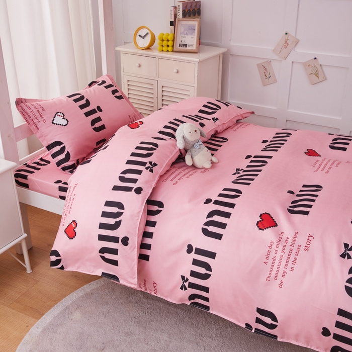 91家纺网 家纺一手货源 找家纺 2023新款亲肤棉美棉芦荟棉三件套美棉（8月）学生宿舍床 情书