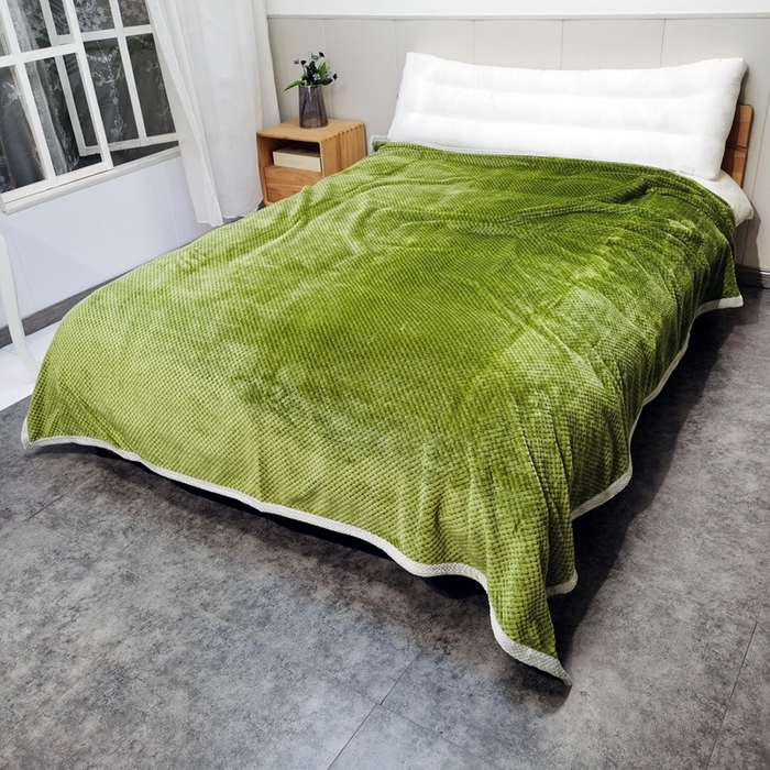 91家纺网 家纺一手货源 找家纺 卉晨毛毯家纺 2024新款菠萝格毯 空调毯午睡毯毛毯军绿