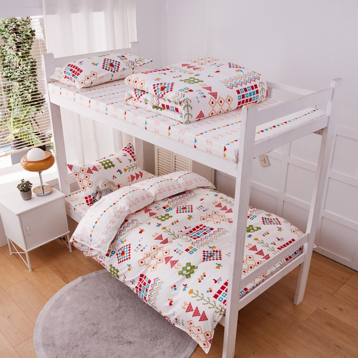 91家纺网 家纺一手货源 找家纺 2023新款亲肤棉美棉芦荟棉三件套美棉（8月）学生宿舍床 梦幻人生