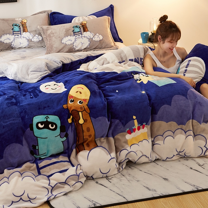 91家纺网 家纺一手货源 找家纺 KT猫 2024卡通法莱绒牛奶绒四件套仰望天空