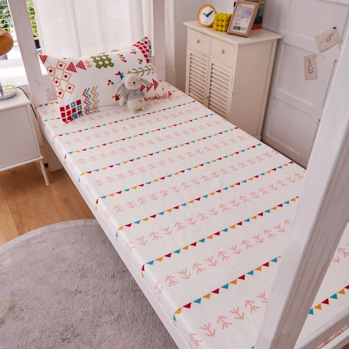 91家纺网 家纺一手货源 找家纺 2023新款亲肤棉美棉芦荟棉三件套美棉（8月）学生宿舍床 梦幻人生