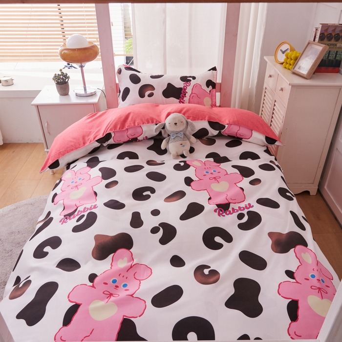 91家纺网 家纺一手货源 找家纺 2023新款亲肤棉美棉芦荟棉三件套美棉（8月）学生宿舍床 豹纹兔