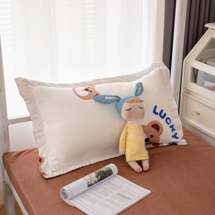 91家纺网 家纺一手货源 找家纺 2023新款亲肤棉美棉芦荟棉三件套美棉（8月）学生宿舍床 幸运熊