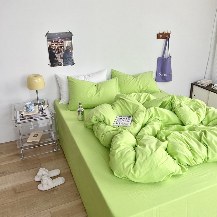 91家纺网 家纺一手货源 找家纺 六巷胡同 2023新款纯色多巴胺博主风四件套 荧光绿