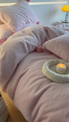 91家纺网 家纺一手货源 找家纺 金爱家 23新品全消光牛奶绒A类纯色立体獭兔毛绒四件套 兔毛纯色-蜜粉