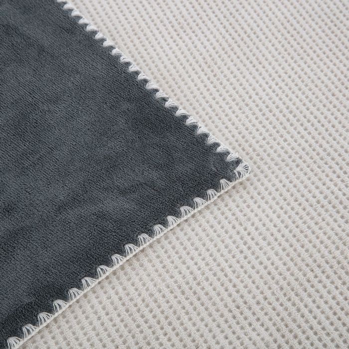 91家纺网 家纺一手货源 找家纺 卉晨毛毯 2024新款牛奶绒双层华夫格毯 空调毯午睡毯毛毯 灰白