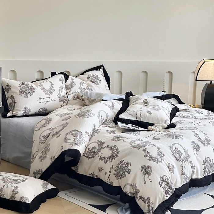 91家纺网 家纺一手货源 找家纺 安莱生活 2023新款法式浪漫轻奢复古风数码印花牛奶绒四件套 爱丁堡