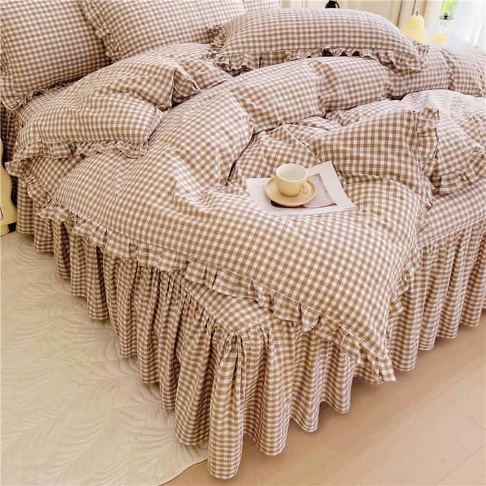 91家纺网 家纺一手货源 找家纺 十个点  2024新款色织水洗棉韵格系列床裙款四件套 米小格