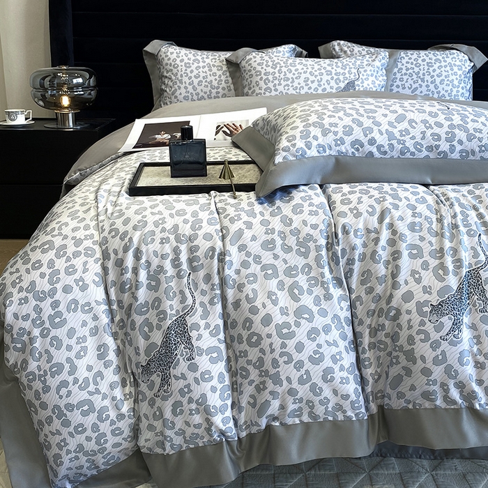 91家纺网 家纺一手货源 找家纺 优悦 2023新款轻奢磨毛印花系列四件套 轻奢豹纹-白