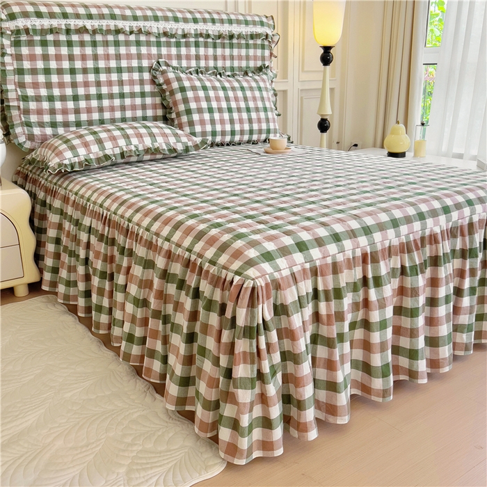 91家纺网 家纺一手货源 找家纺 十个点  2024新款色织水洗棉-韵格系列单品夹棉床裙 七彩格绿